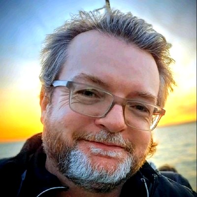 Luke Morris, B2B technical copywriter based in Manchester